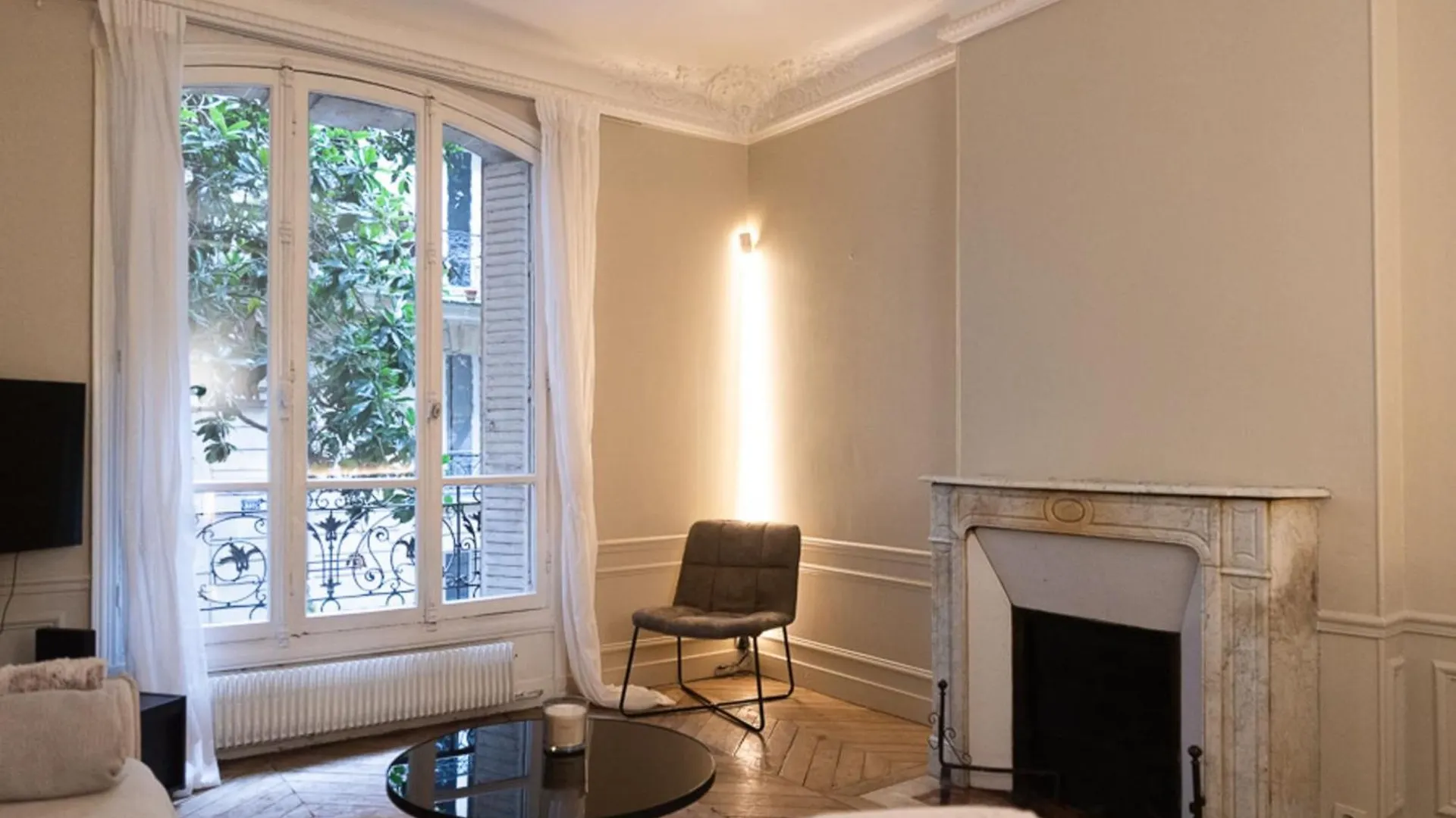 Beautiful Apt Between Pigalle And Montmartre Apartment Paris