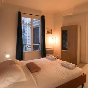Renove Proche Du Sacre Coeur 4p Apartment