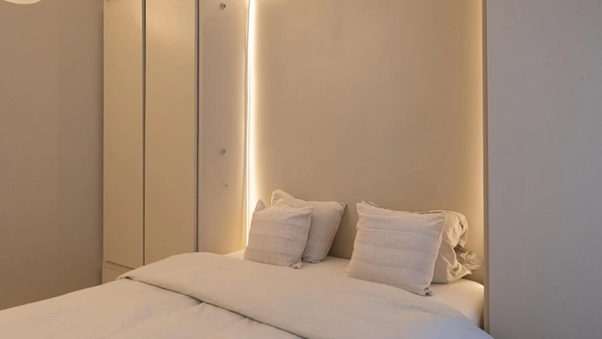 Beautiful Apt Between Pigalle And Montmartre Apartment Paris